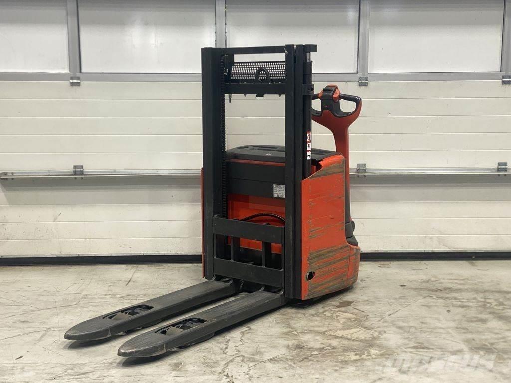 Linde L12 I Stapelaar meeloop