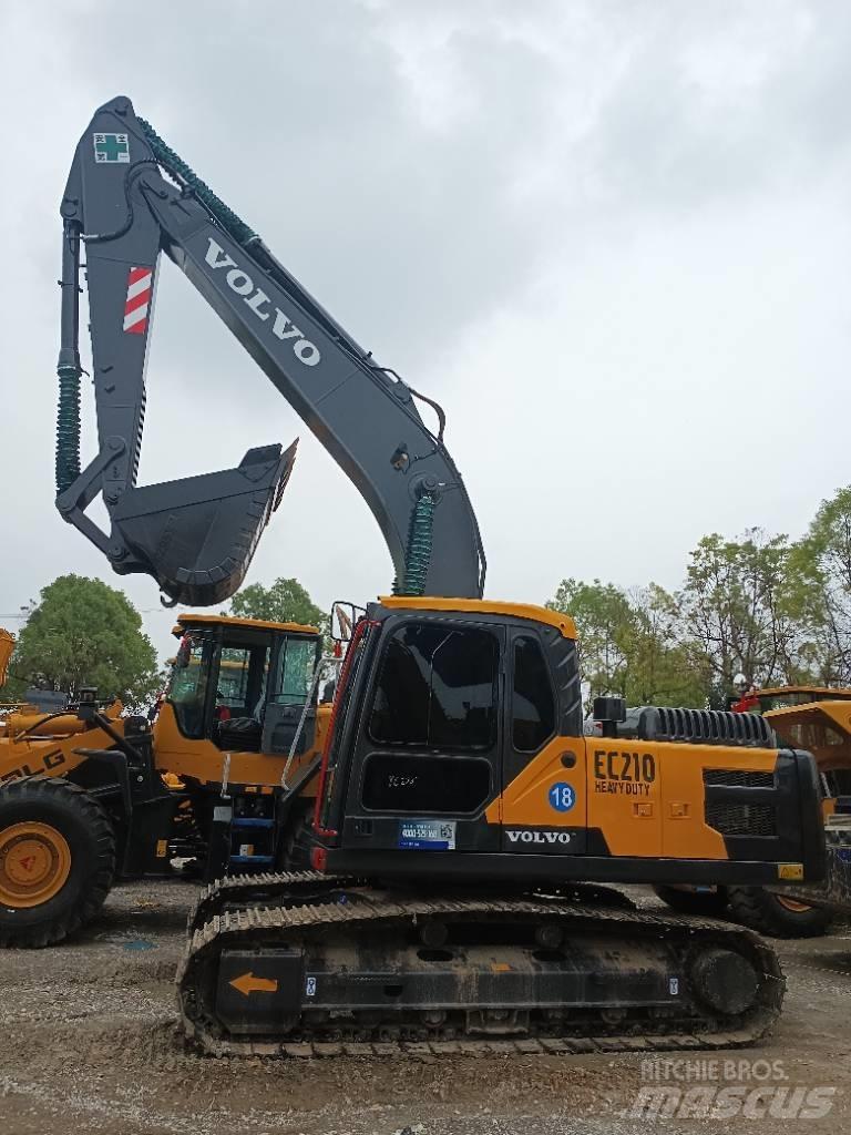Volvo EC 210 Midigraafmachines 7t - 12t