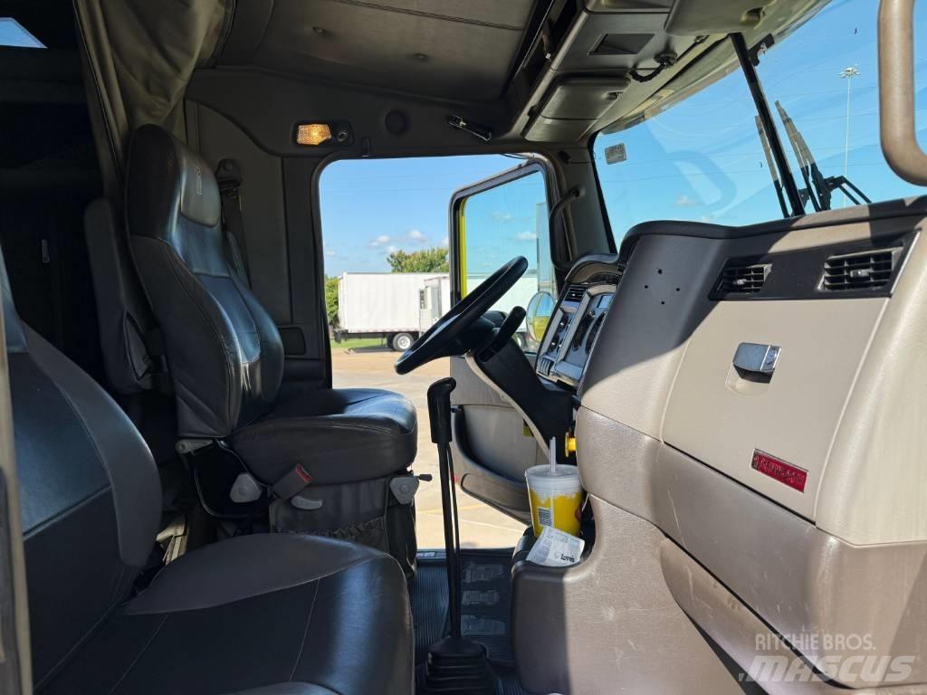 Kenworth W 900 Trekkers