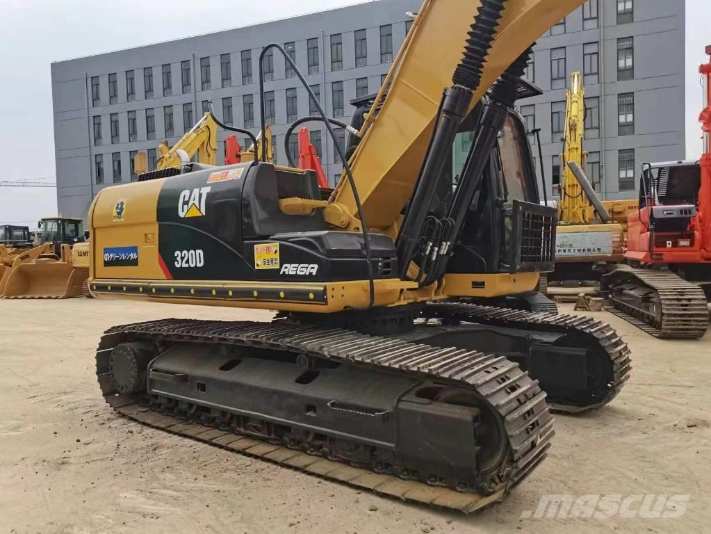 CAT 320 D Rupsgraafmachines