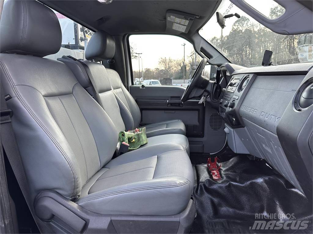 Ford F550 Onderhoud voertuigen
