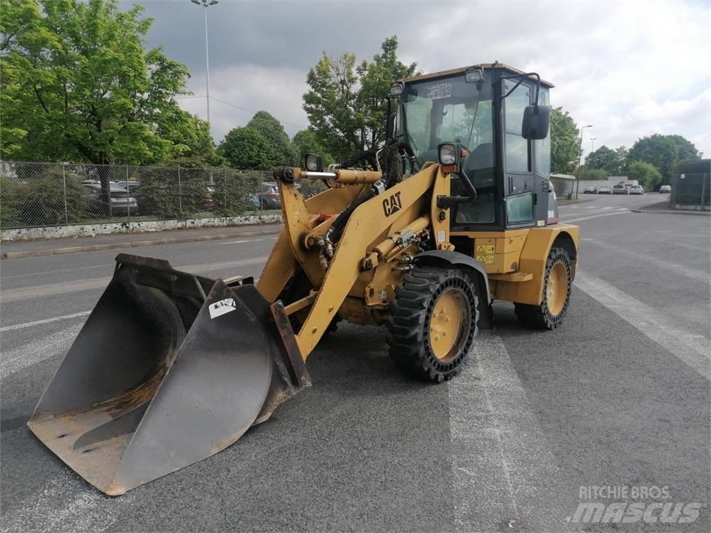 CAT 904B Overige laad- en graafmachines