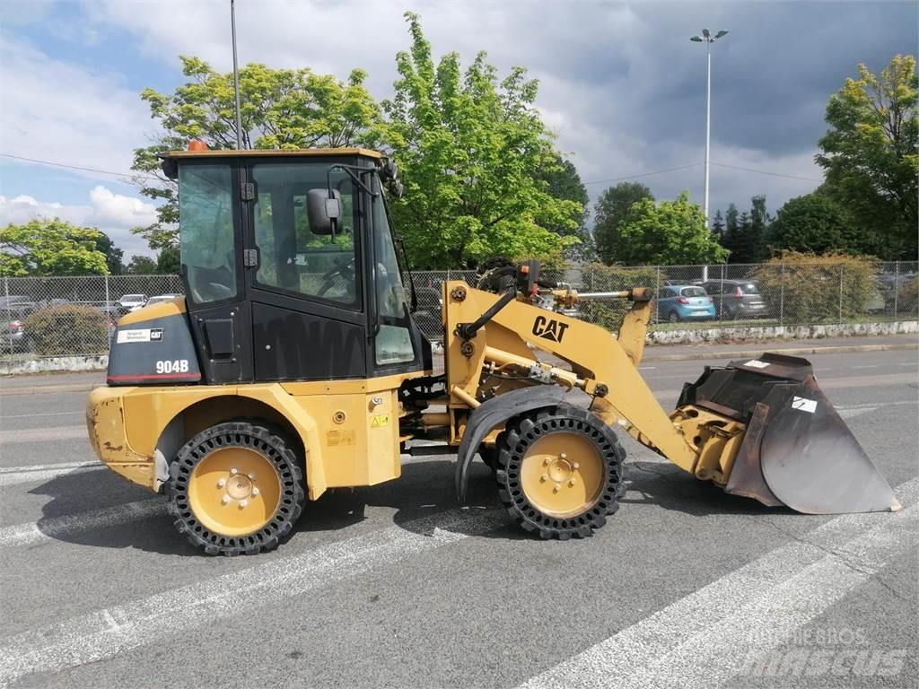 CAT 904B Overige laad- en graafmachines