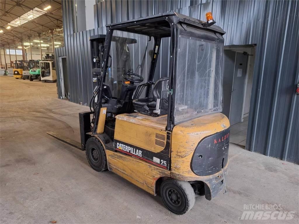 CAT EP25K Heftrucks overige