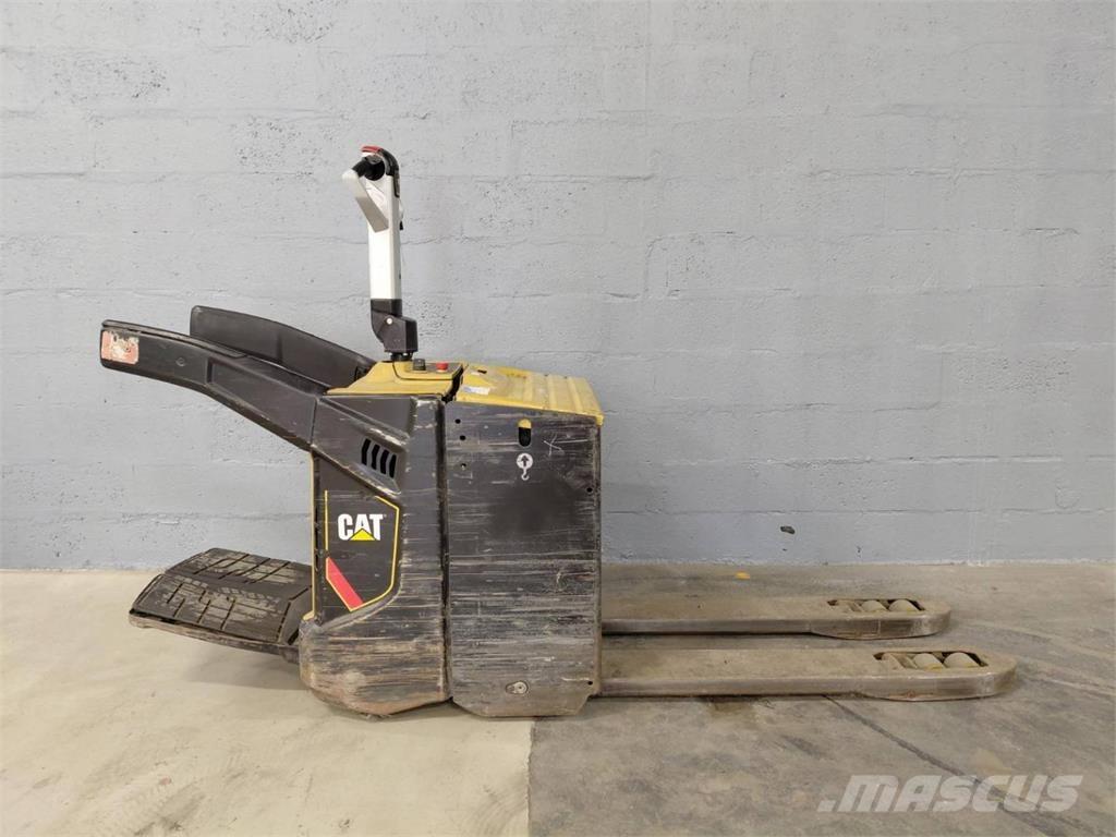 CAT NPV20N2 Zelfrijdende stapelaars