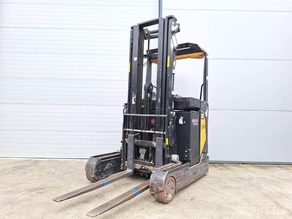CAT NR16N2 Reachtruck voor hoog niveau