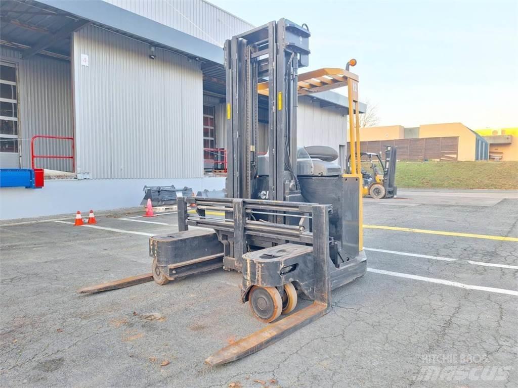 CAT NRM20K Reachtruck voor hoog niveau