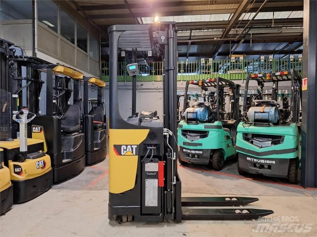 CAT NSR16N2 Zelfrijdende stapelaars