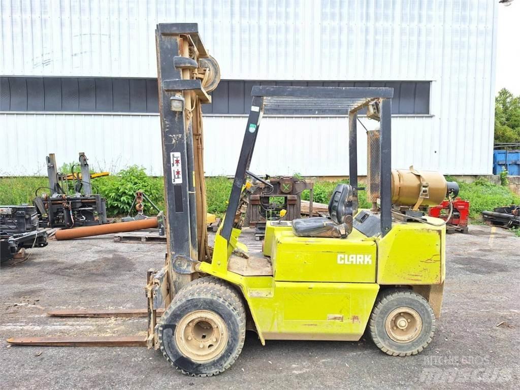Clark GPM30 Heftrucks overige