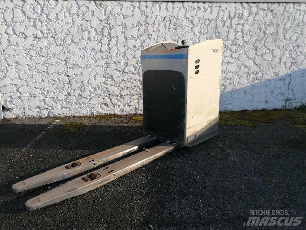 Crown RT4000 Zelfrijdende stapelaars