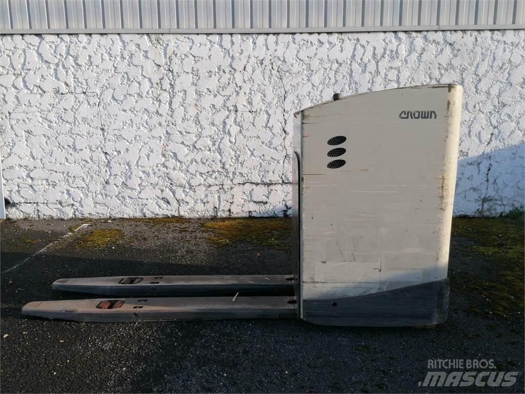 Crown RT4000 Zelfrijdende stapelaars