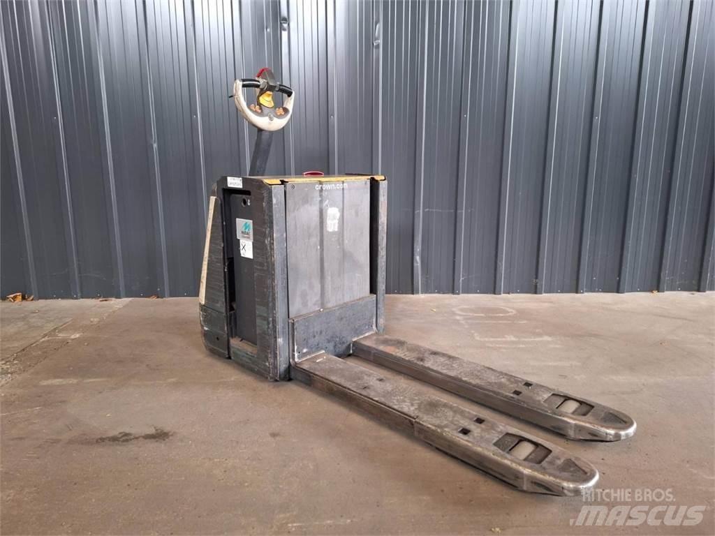 Crown WP3080 Stapelaar meeloop