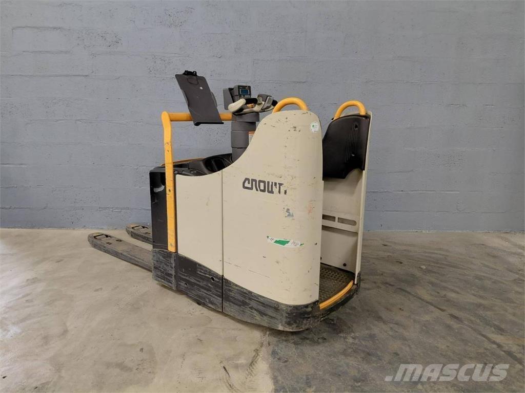 Crown WT3040 Zelfrijdende stapelaars