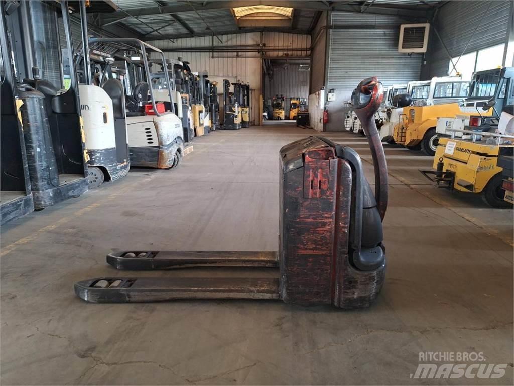 Fenwick T18 Stapelaar meeloop