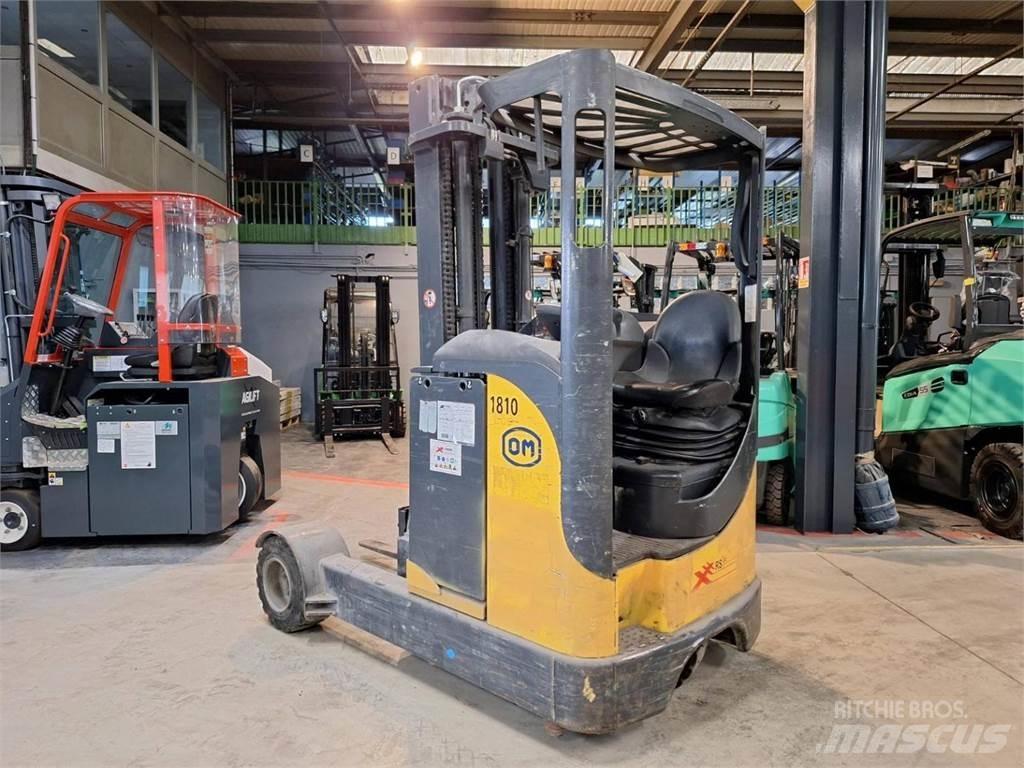 OM XRS20AC Reachtruck voor hoog niveau