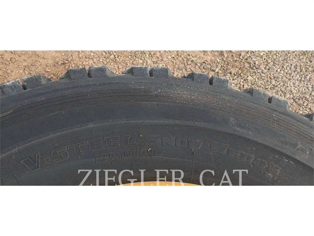 Bridgestone  Banden, wielen en velgen