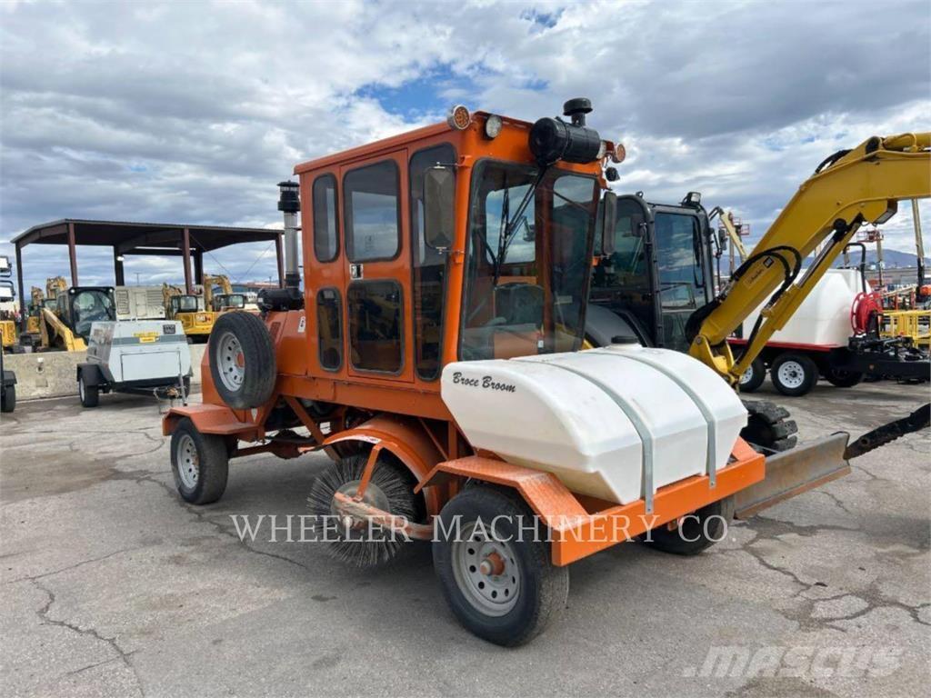 Broce BROOM 4 Veegmachines