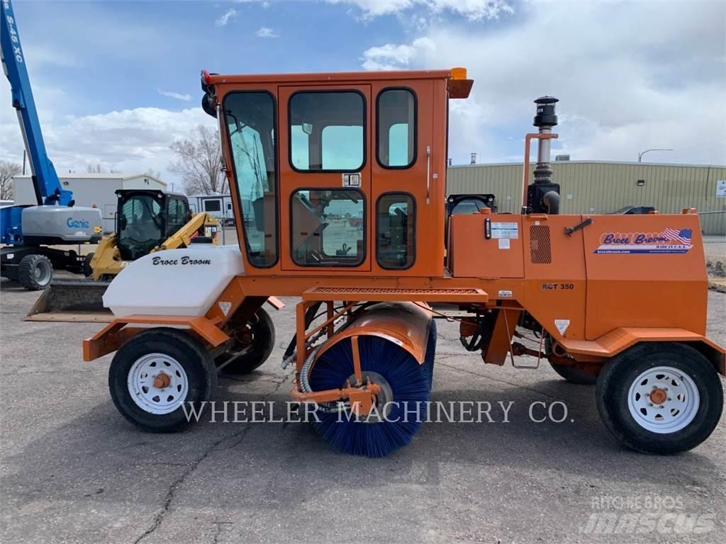 Broce BROOM 4 Veegmachines