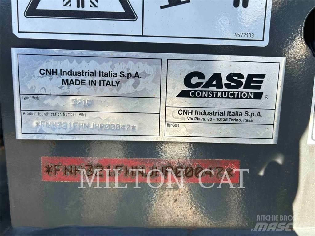 CASE 321F Miniladers