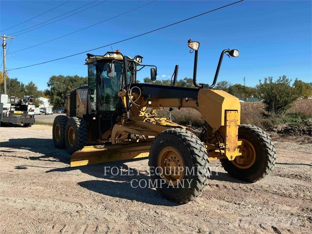 CAT 12M Graders