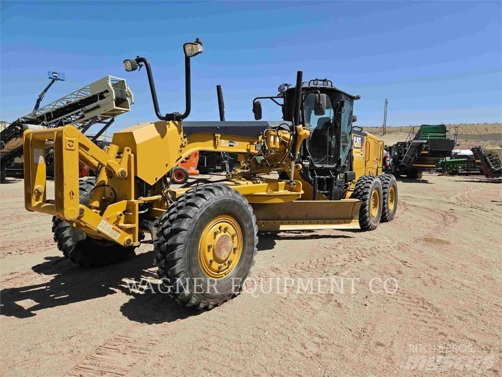 CAT 12M3 AWD Graders