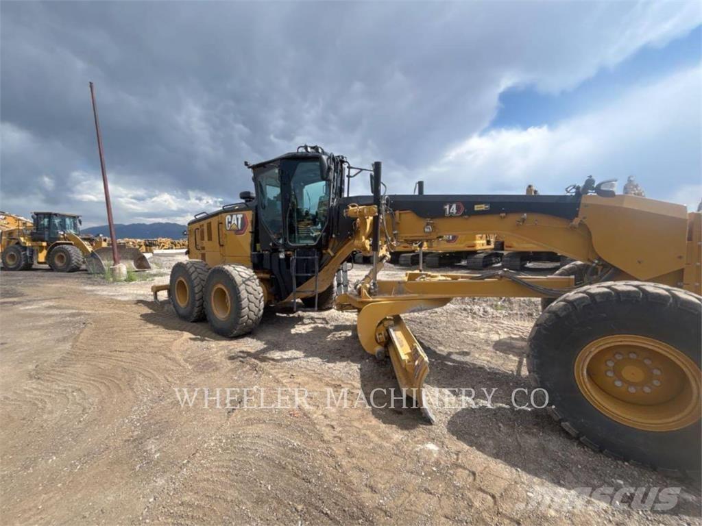 CAT 14 Graders