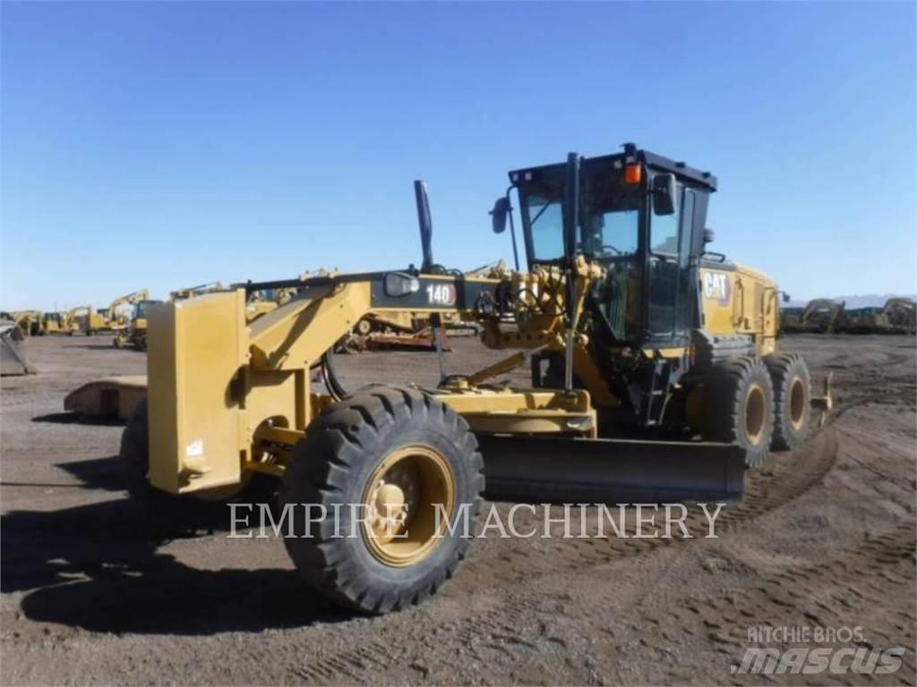 CAT 140-13 Graders