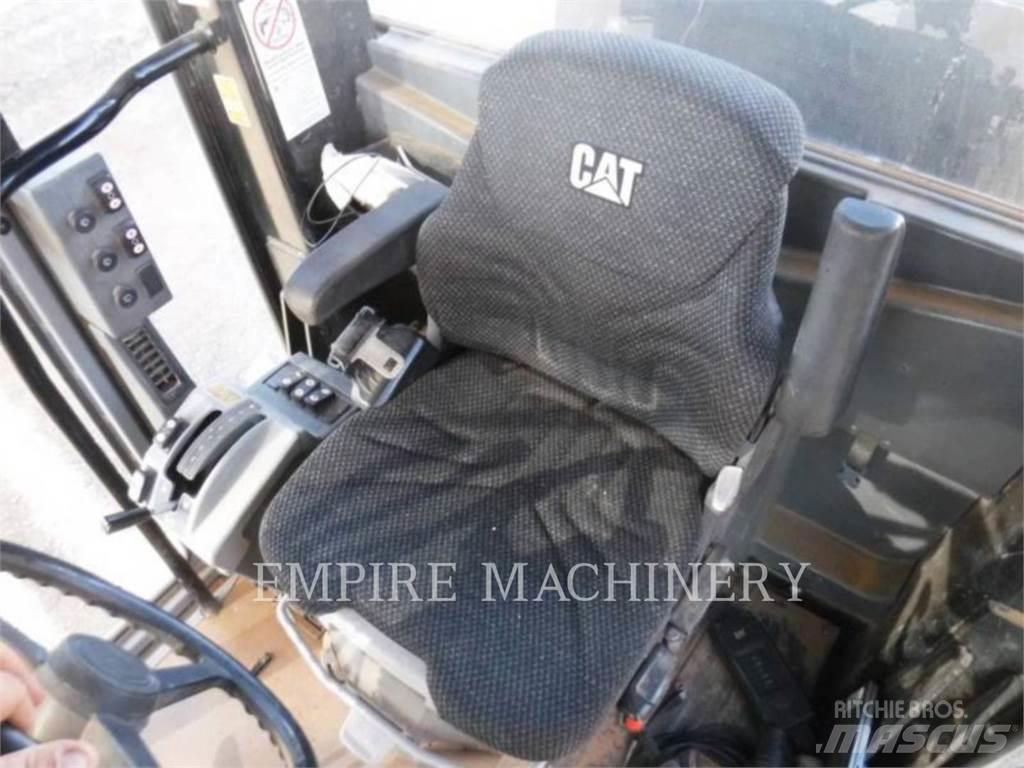 CAT 140-13 Graders