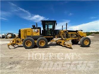 CAT 140 AWD Graders