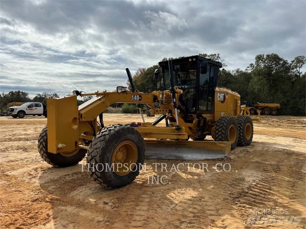 CAT 140 GC Graders