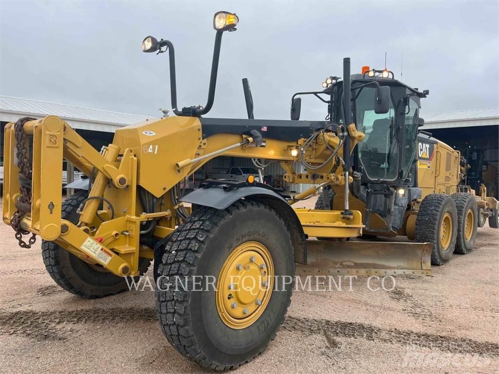 CAT 140M3 AWD Graders
