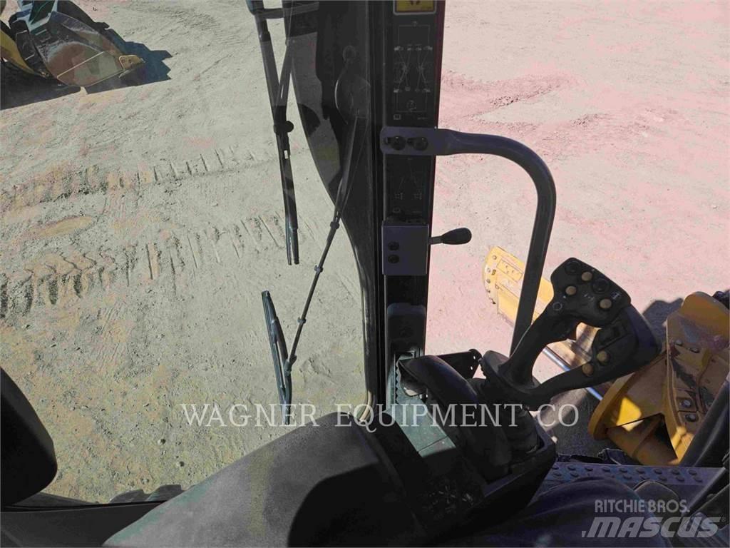 CAT 140M3 AWD Graders