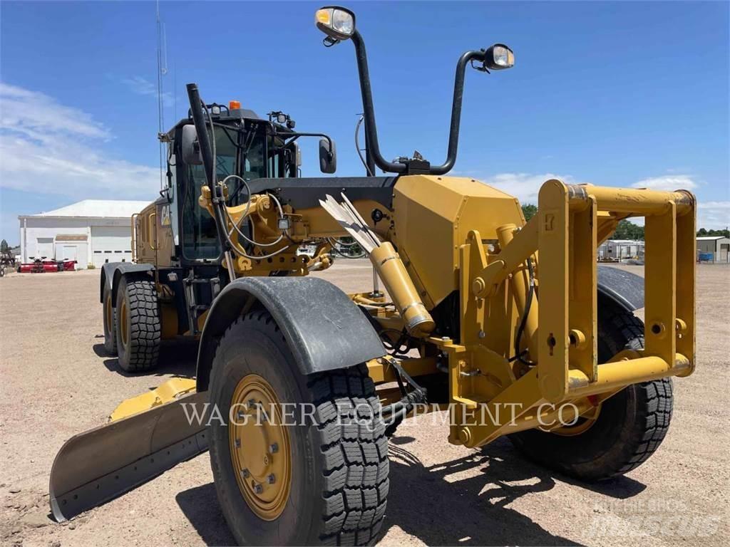 CAT 140M3 AWD Graders