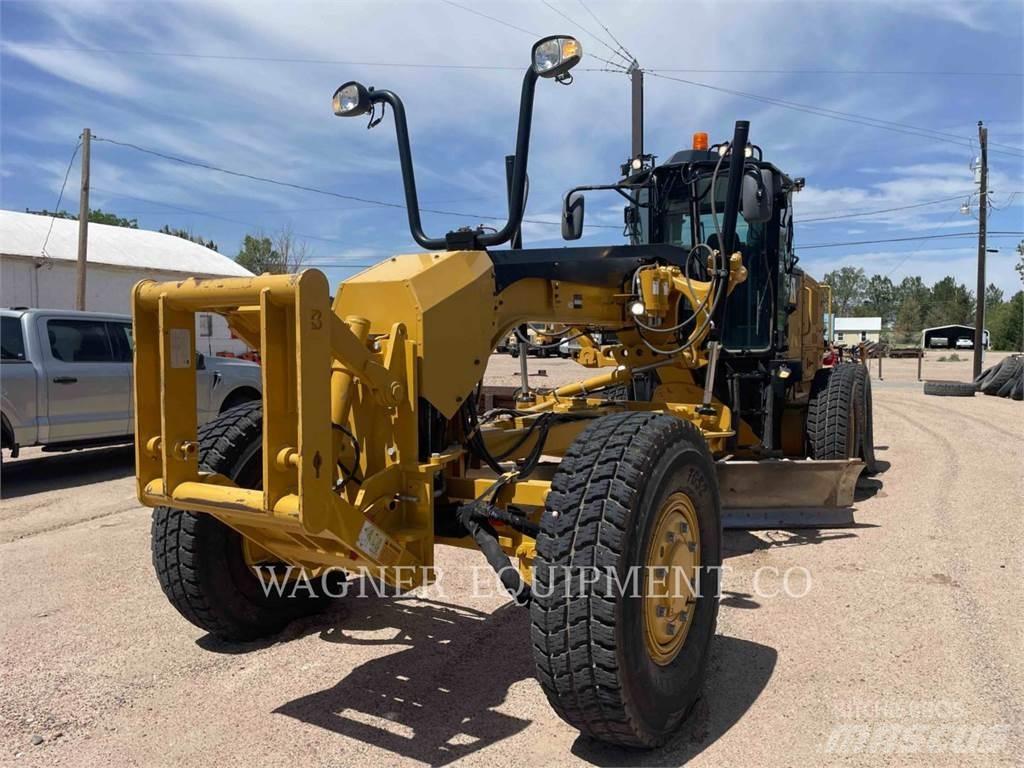 CAT 140M3 AWD Graders