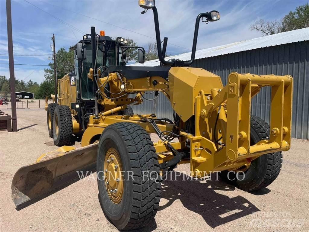 CAT 140M3 AWD Graders