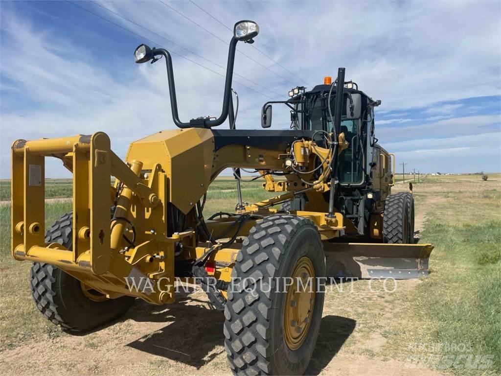 CAT 140M3 AWD Graders