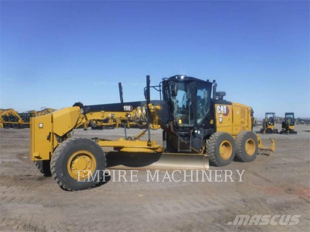 CAT 150-15 AWD Graders