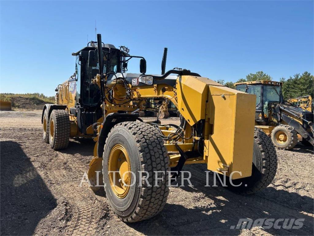 CAT 150-15AWD Graders