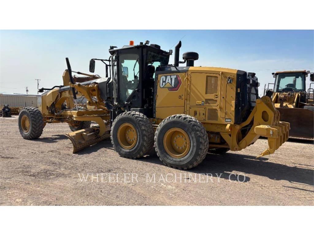 CAT 150 AWD Graders