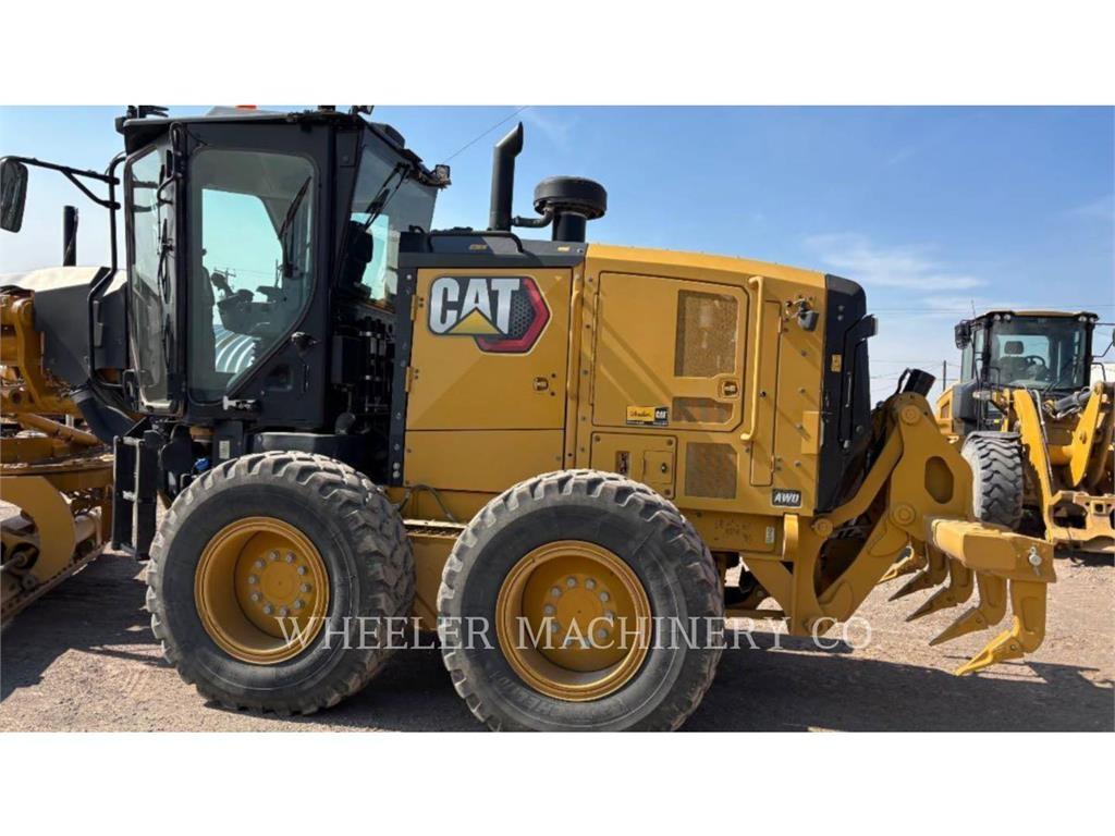 CAT 150 AWD Graders