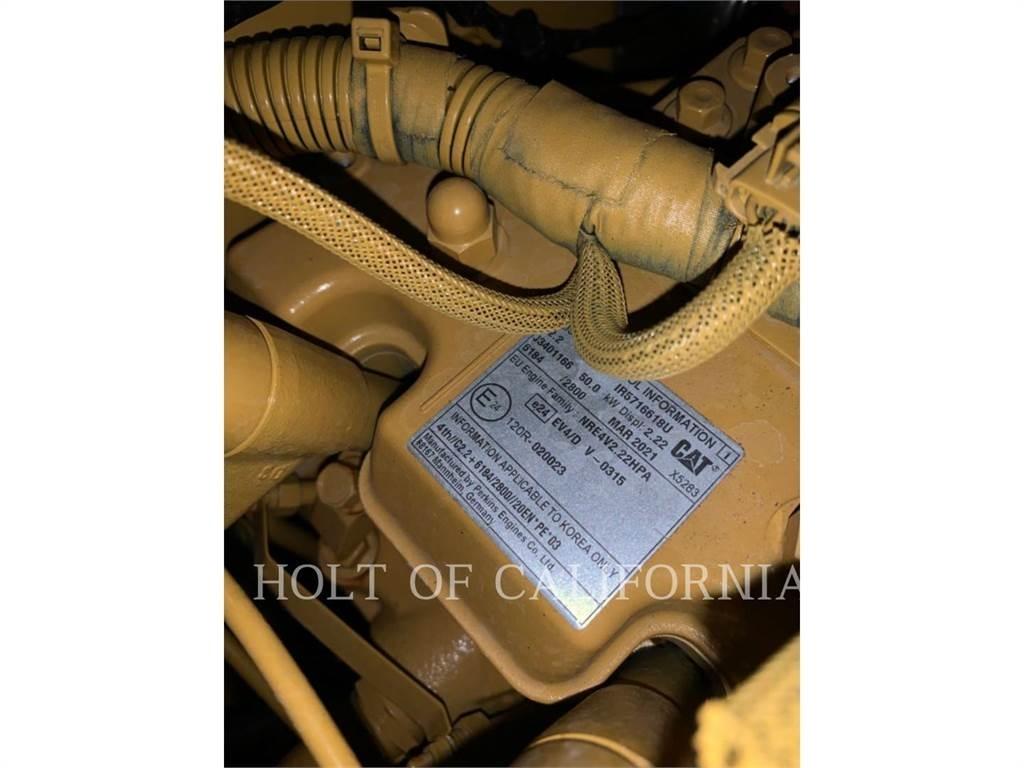 CAT 226 HF Schrankladers