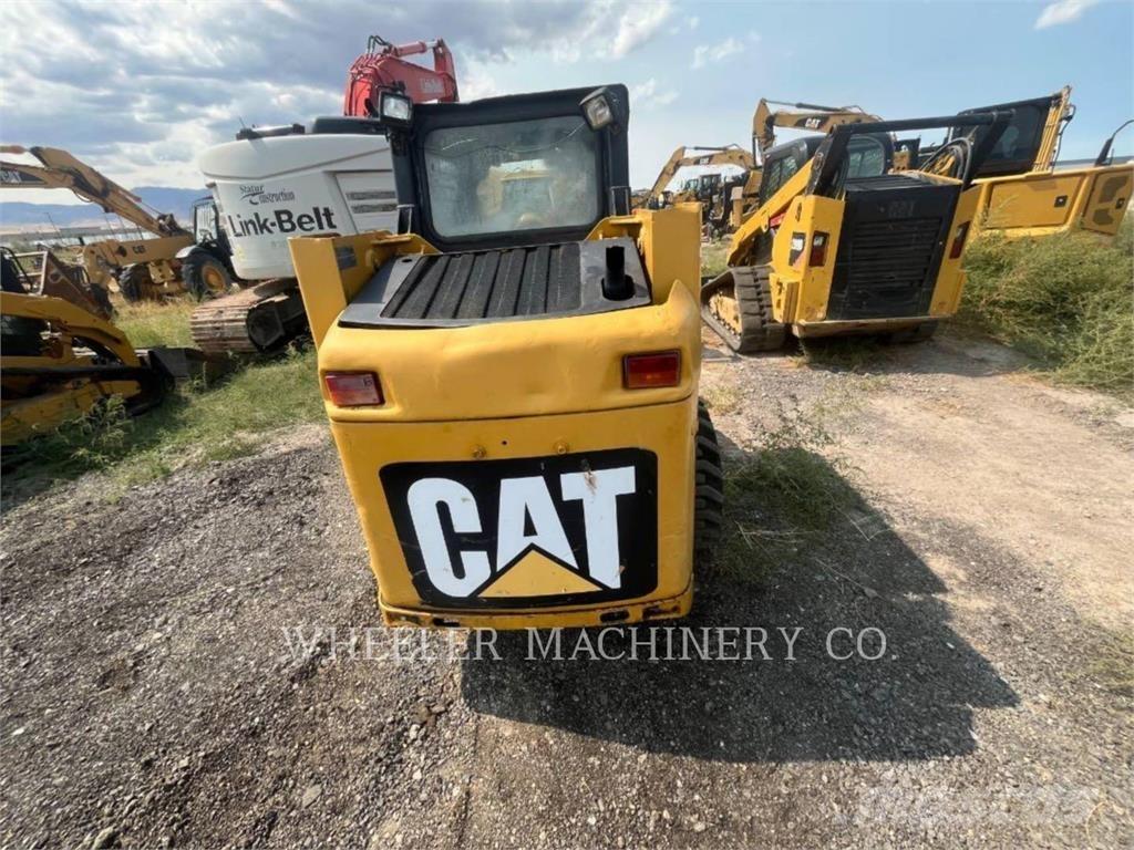 CAT 226B3 C3 Schrankladers