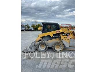 CAT 226D Schrankladers