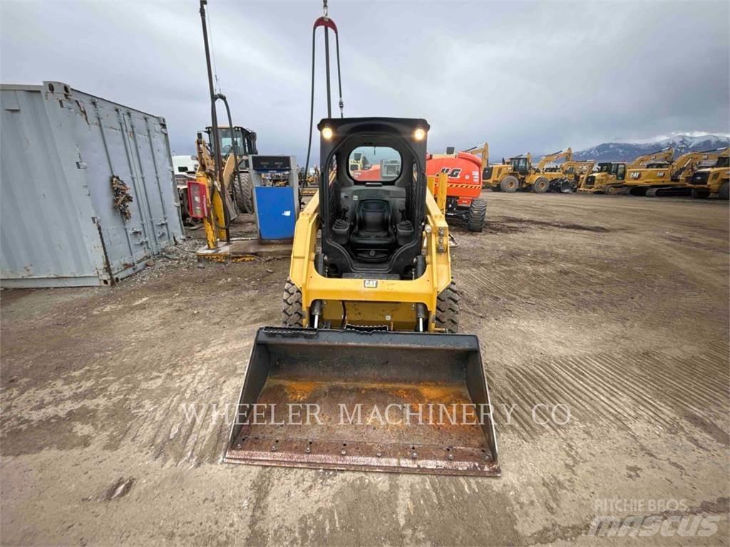 CAT 226D C1-H2 Schrankladers