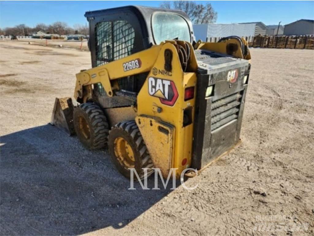 CAT 226D3 Schrankladers
