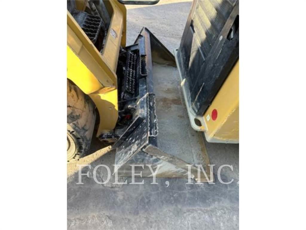CAT 226D3 Schrankladers