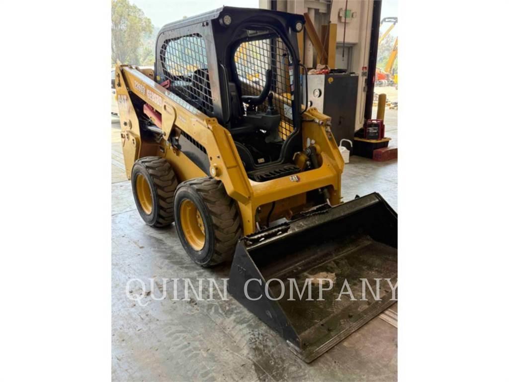 CAT 226D3 Schrankladers