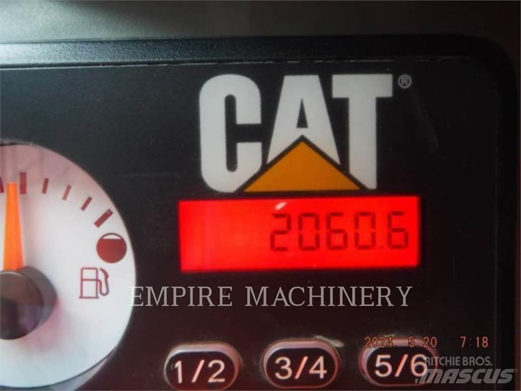 CAT 226D3 CA Schrankladers