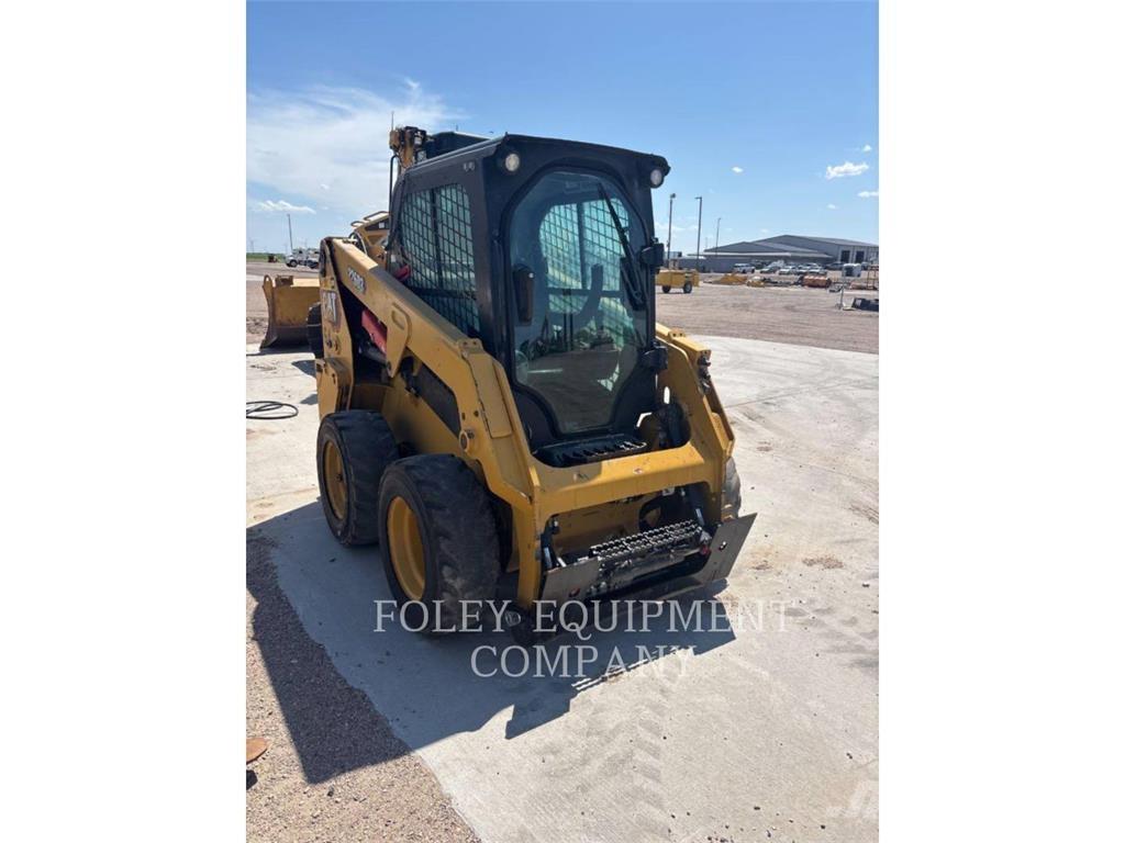 CAT 226D3STD1C Schrankladers