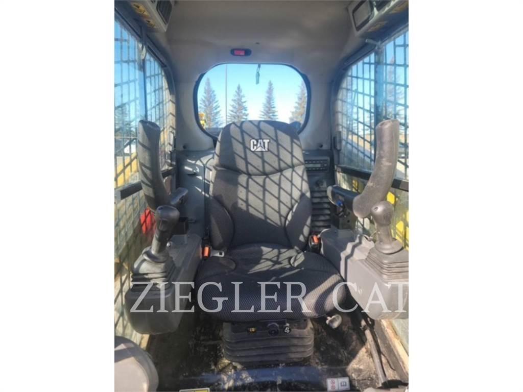 CAT 232D3 Schrankladers